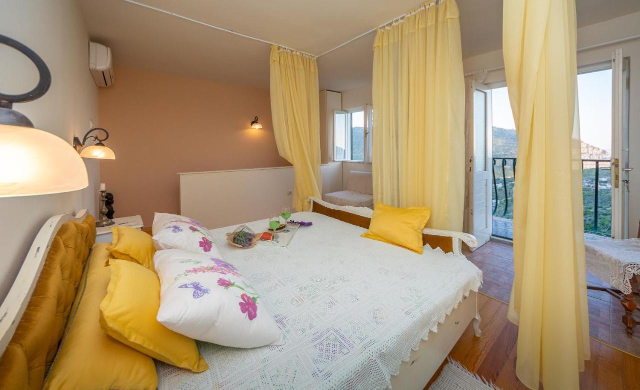 Villa Blanka Žrnovnica Eksteriør billede