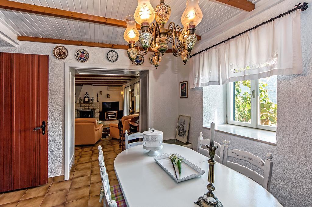 Villa Blanka Žrnovnica Værelse billede